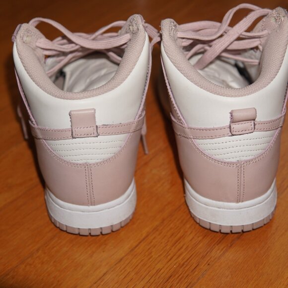 Pink & white Nike shoes - Picture 3 of 4